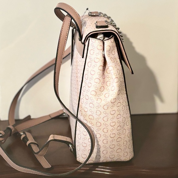 GUESS Wesley Sv510230 Purse Backpack Book Bag Light Rose Pink - Picture 2 of 7